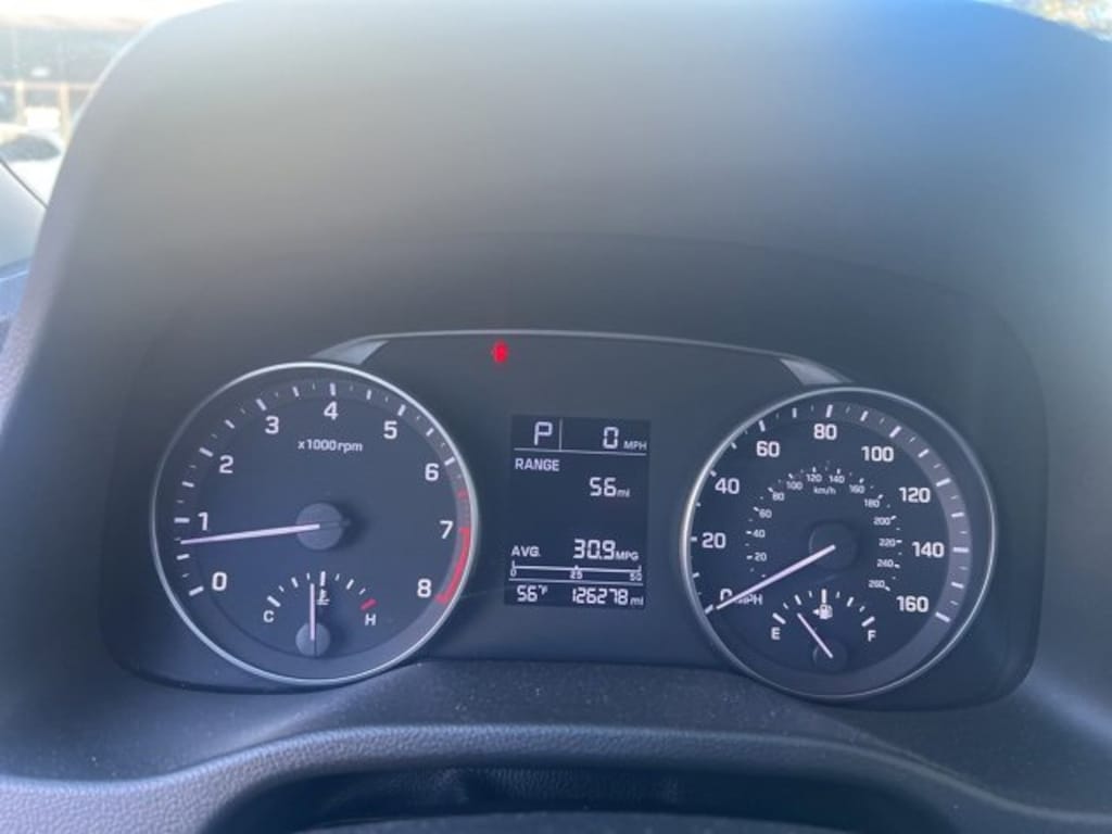 Used 2017 Hyundai Elantra SE Sedan