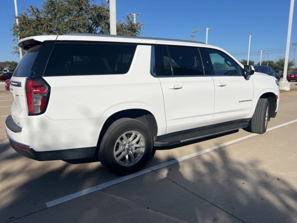 Used 2024 Chevrolet Suburban LT SUV