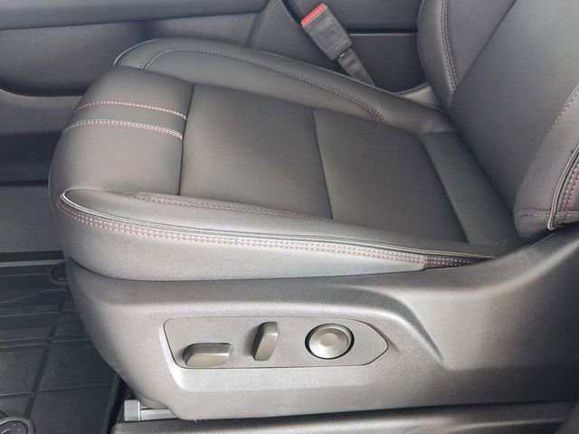 2026 Chevrolet Suburban RST - Photo 21