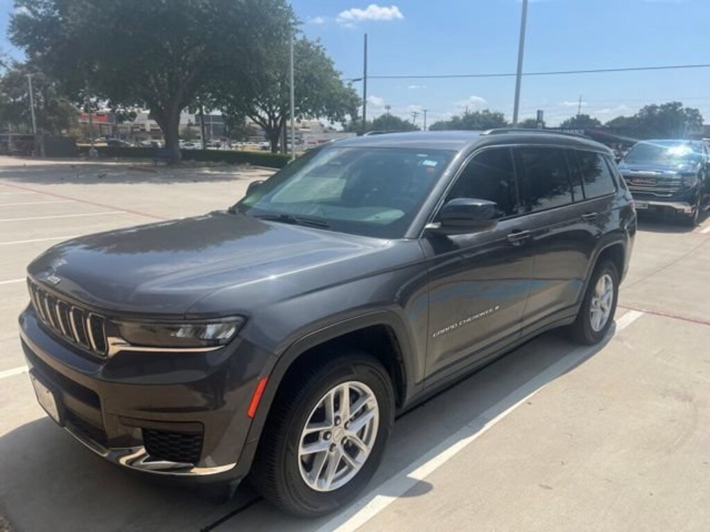 Used 2021 Jeep Grand Cherokee L Laredo 4x4 SUV