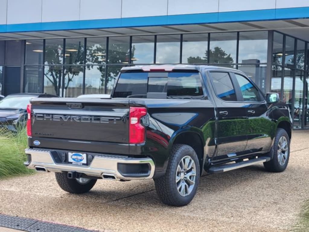 New 2026 Chevrolet Silverado 1500 LT Truck Crew Cab