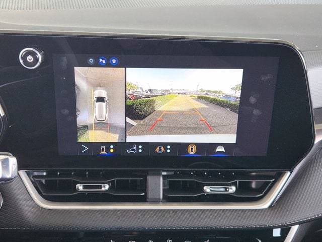 2027 Chevrolet Equinox LT - Photo 15