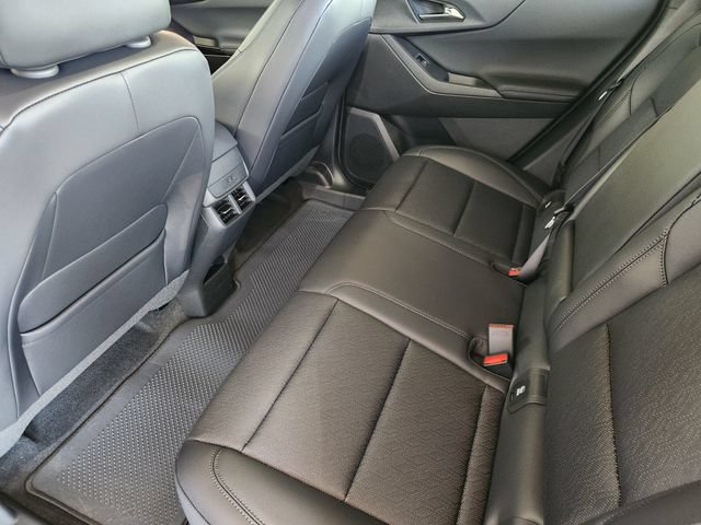 2027 Chevrolet Equinox LT - Photo 22
