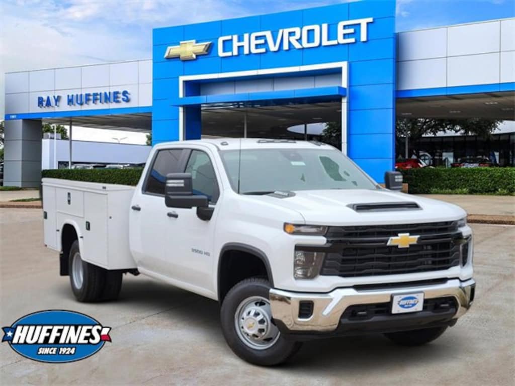 New 2026 Chevrolet Silverado 3500 HD Chassis Cab Work Truck Truck Crew Cab