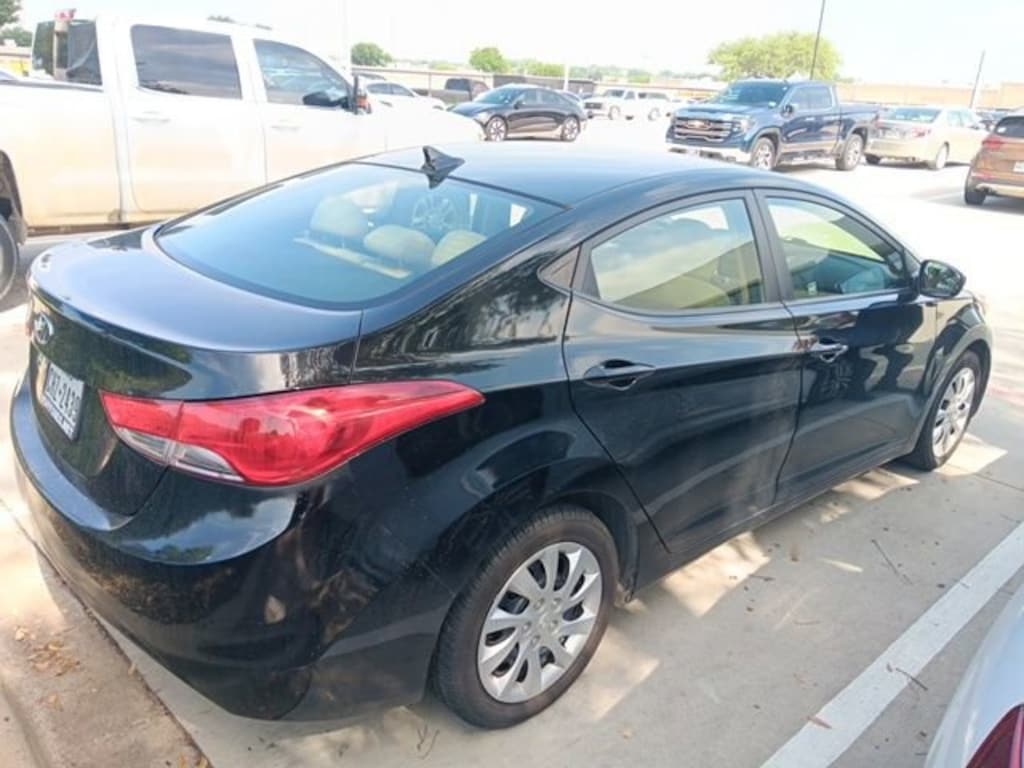 Used 2012 Hyundai Elantra GLS Sedan
