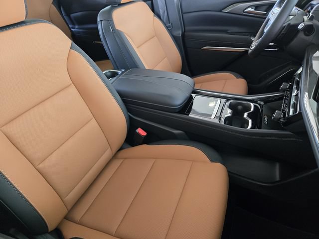 2027 Chevrolet Traverse Z71 - Photo 11