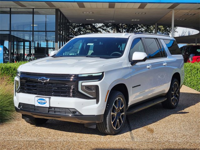 2026 Chevrolet Suburban RST photo 2