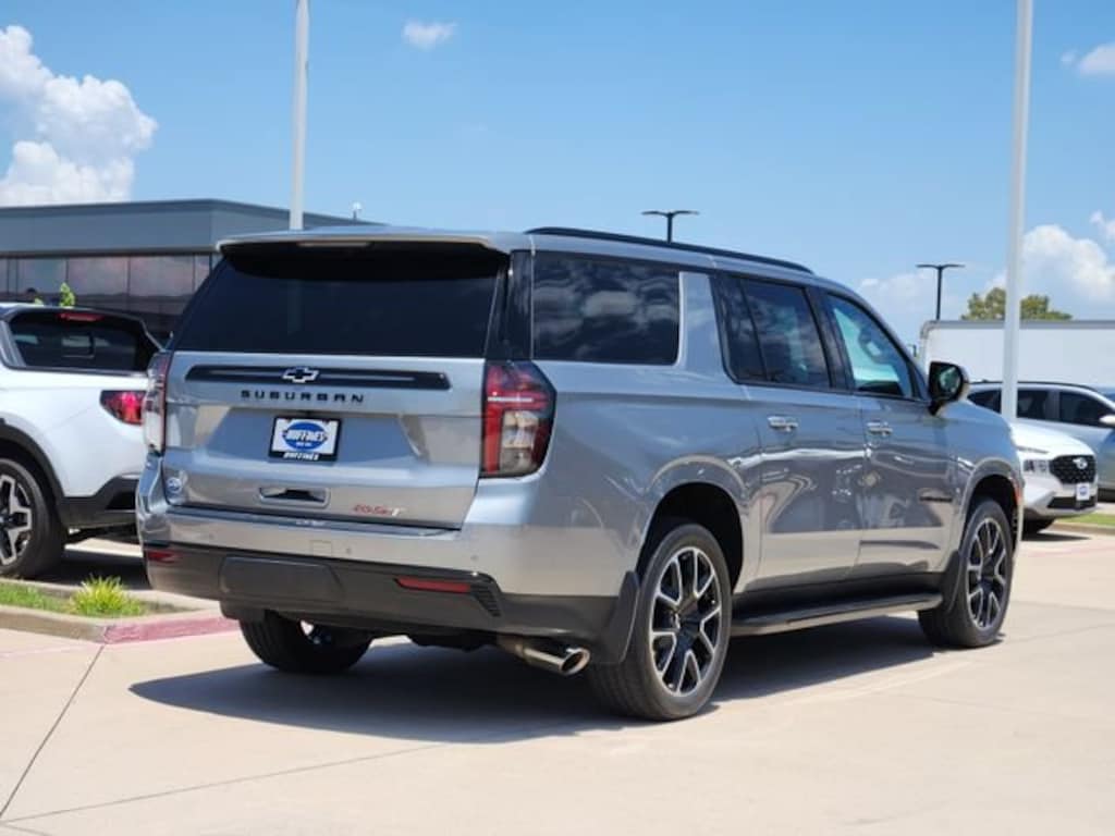 Used 2023 Chevrolet Suburban RST SUV