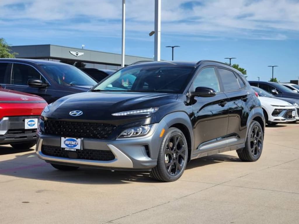Used 2022 Hyundai Kona Limited SUV