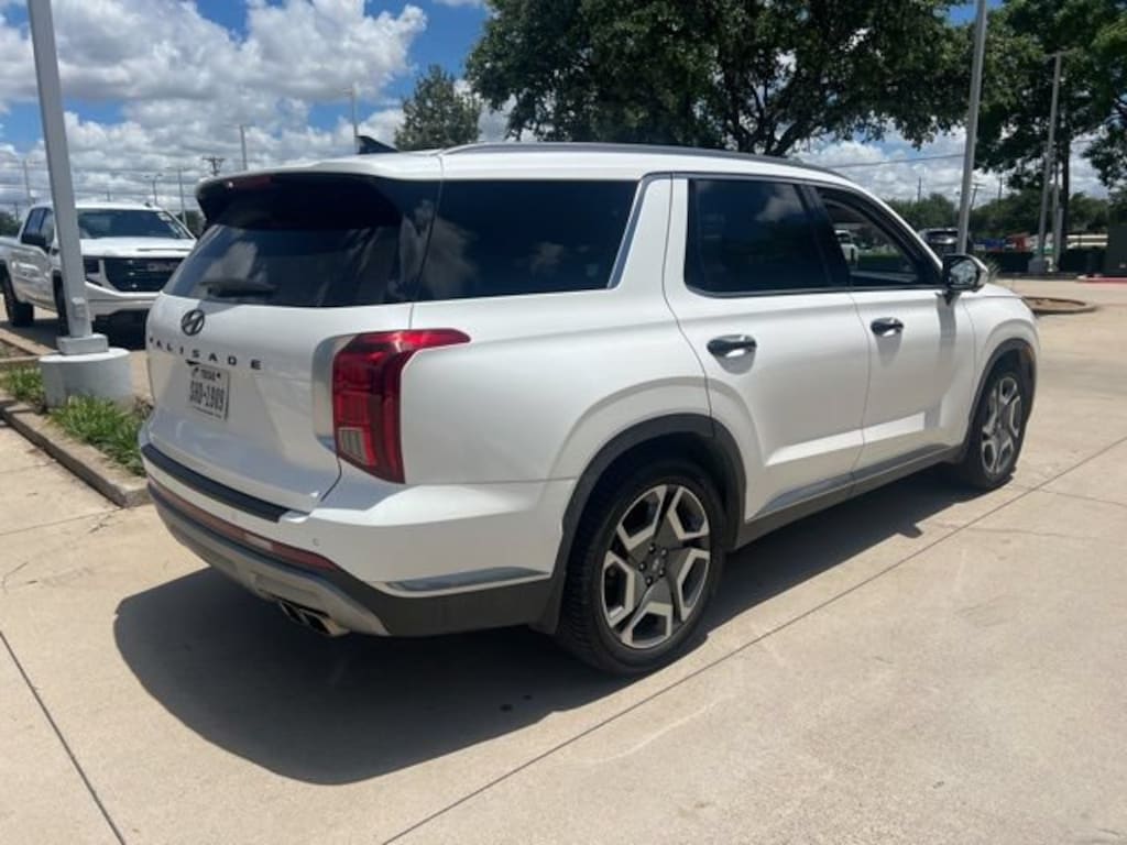 Used 2023 Hyundai Palisade Limited SUV