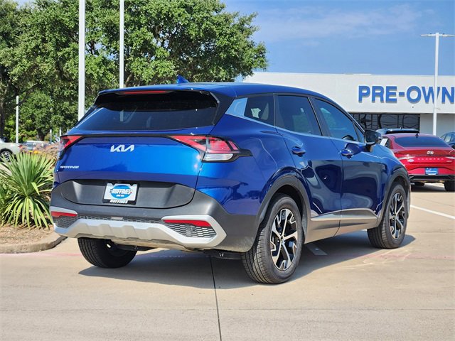 2023 Kia Sportage EX photo 3