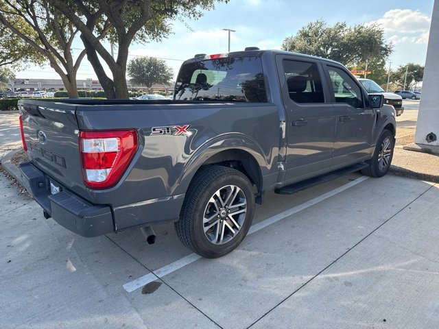 2021 Ford F-150 XL photo 2