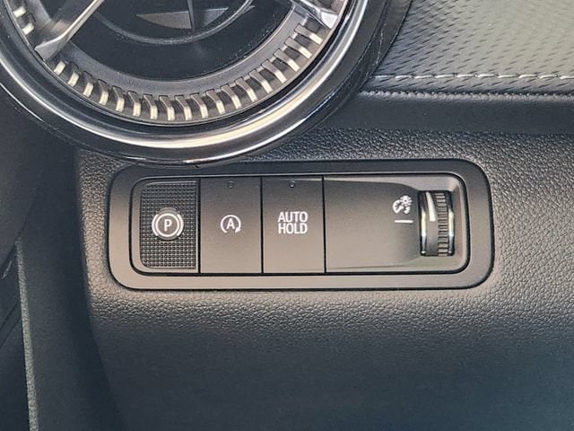 2027 Chevrolet Equinox LT - Photo 18