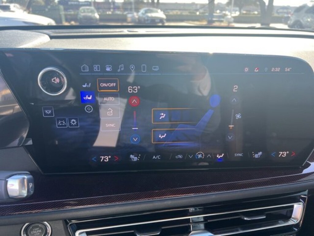 Certified 2025 Chevrolet Traverse Z71 SUV