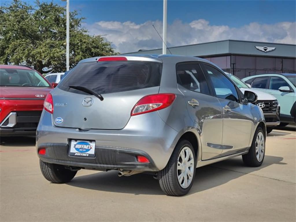 Used 2014 Mazda Mazda2 Sport Hatchback