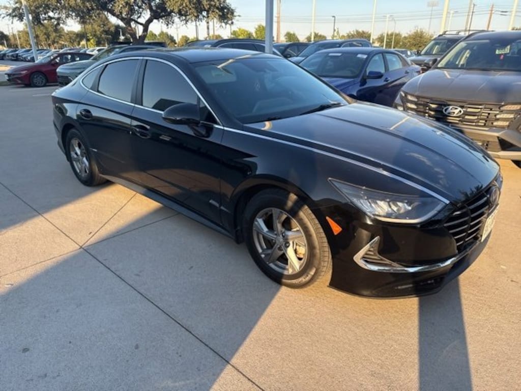 Used 2023 Hyundai Sonata SE Sedan