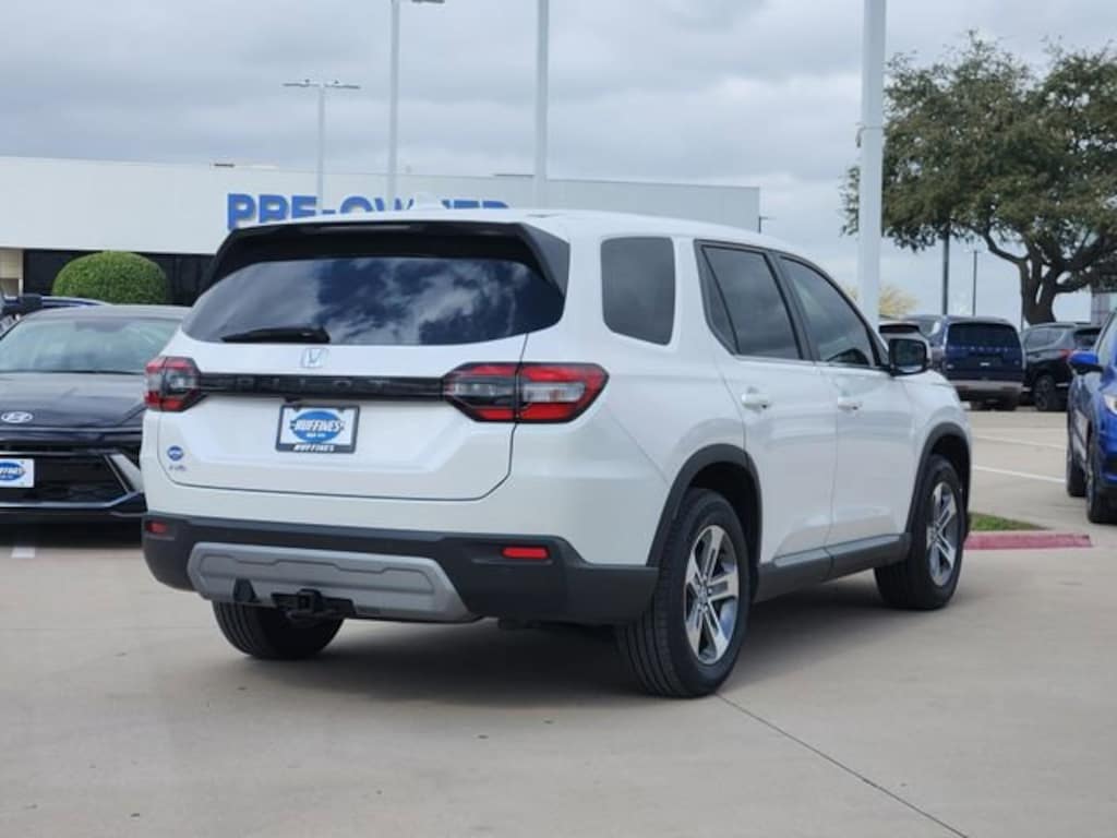 Used 2025 Honda Pilot EX-L SUV