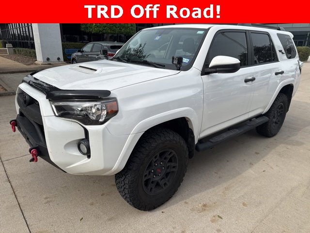 2018 Toyota 4Runner Off-Road's photo