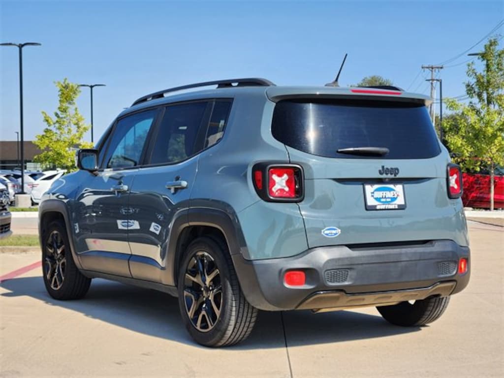 Used 2017 Jeep Renegade Altitude SUV
