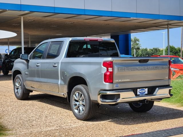 2026 Chevrolet Silverado 1500 LT - Photo 5