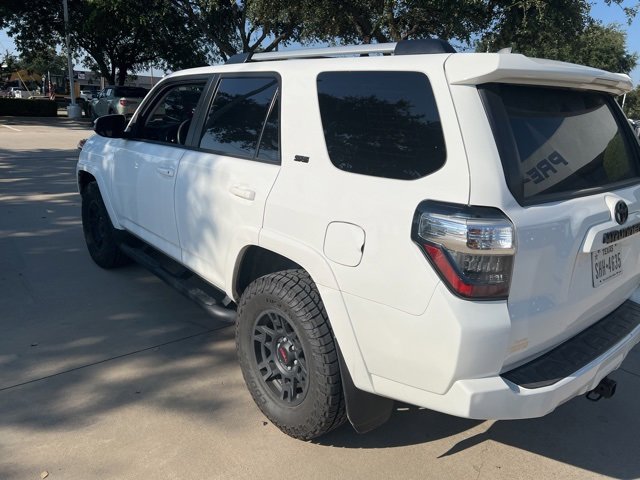 2023 Toyota 4Runner SR5 Premium photo 3