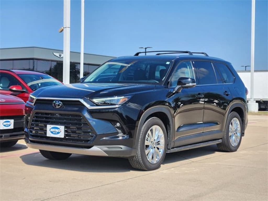 Used 2025 Toyota Grand Highlander XLE SUV