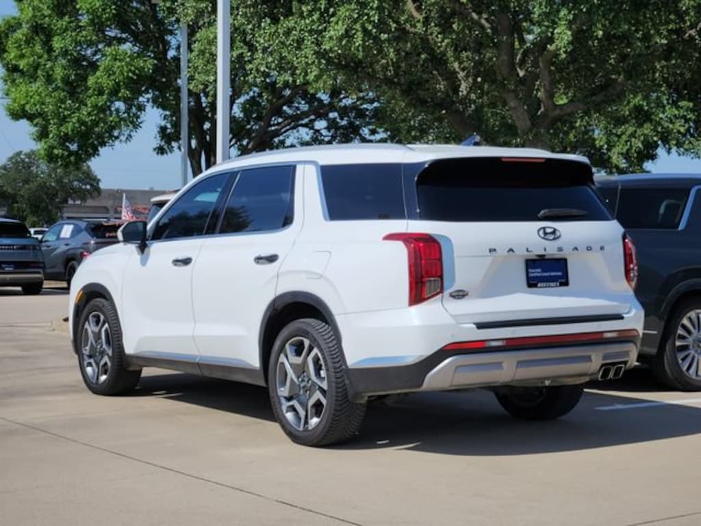 Used 2023 Hyundai Palisade Limited SUV