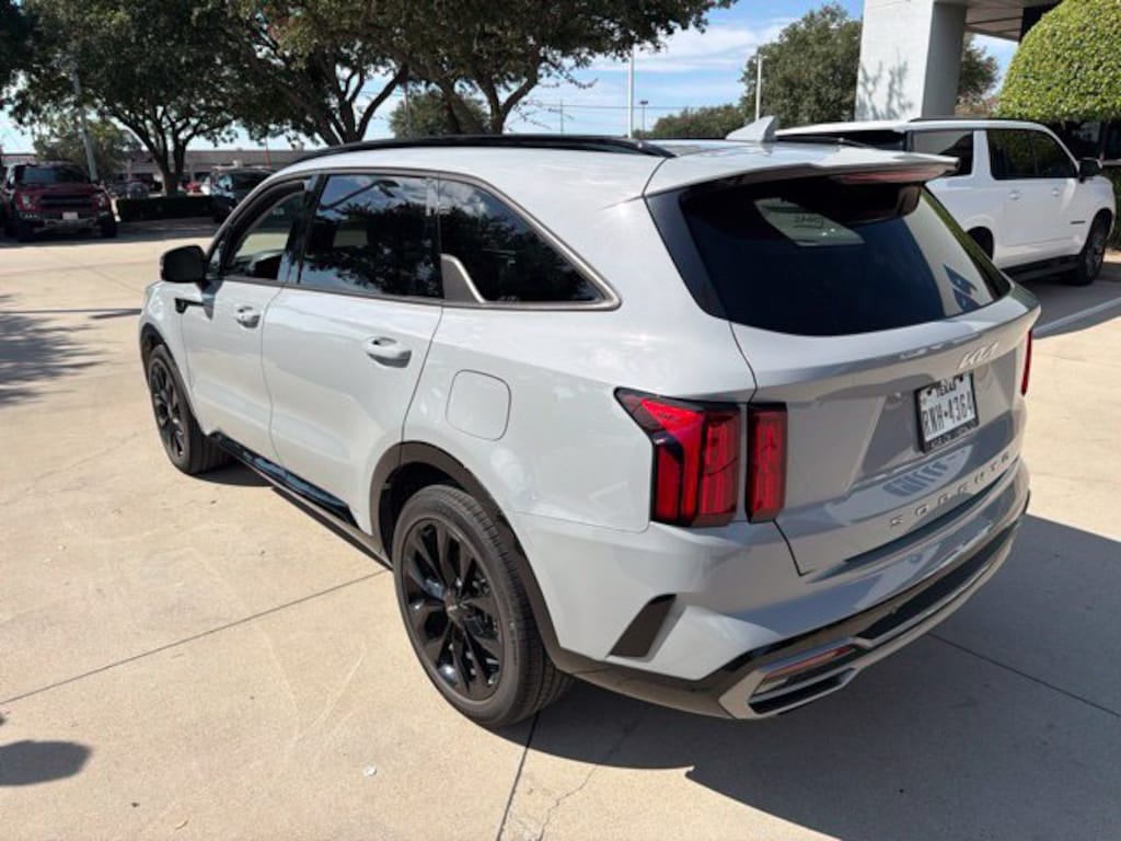 Used 2022 Kia Sorento SX SUV