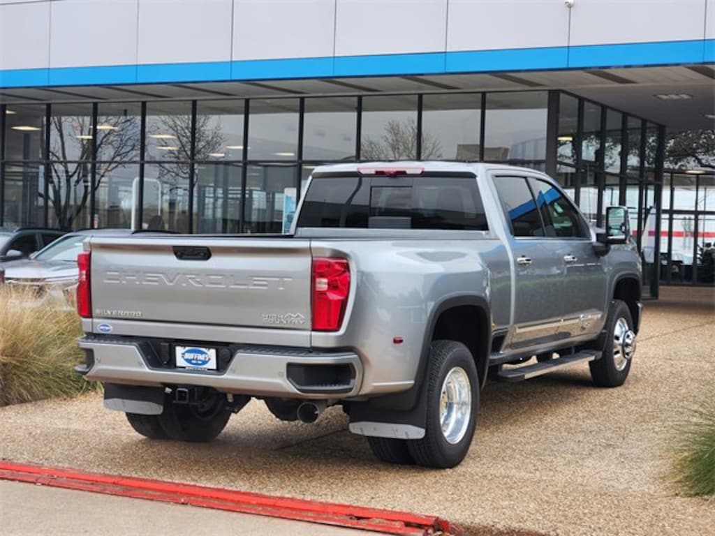 New 2026 Chevrolet Silverado 3500 HD High Country DRW Truck Crew Cab