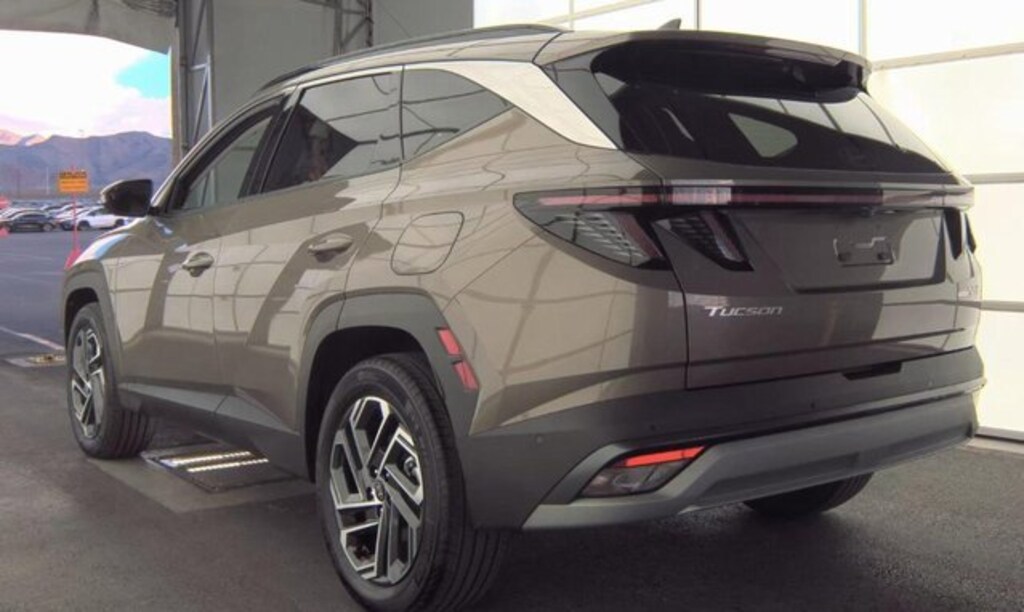 Used 2025 Hyundai Tucson Hybrid Limited SUV