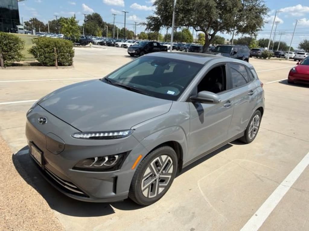 Used 2023 Hyundai Kona Electric Limited SUV