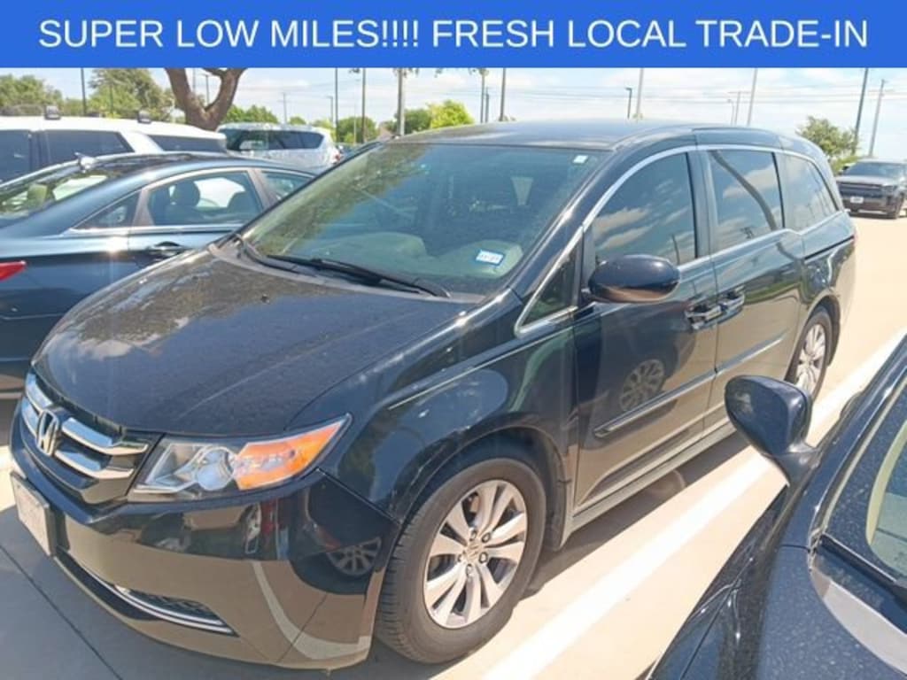 Used 2017 Honda Odyssey SE Van