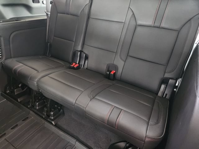 2026 Chevrolet Suburban RST - Photo 25