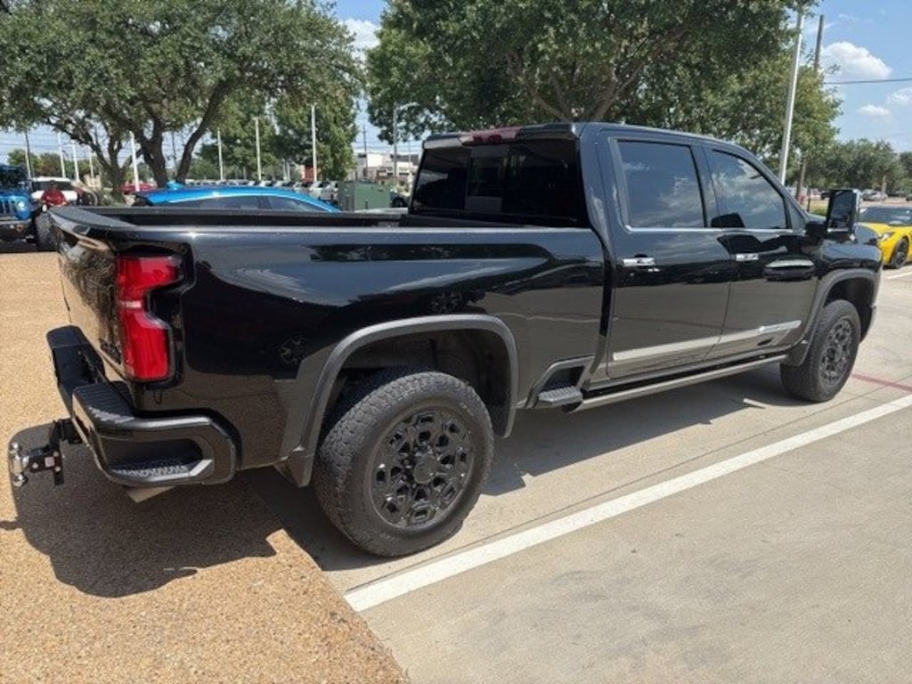 Certified 2024 Chevrolet Silverado 2500 HD High Country Truck Crew Cab