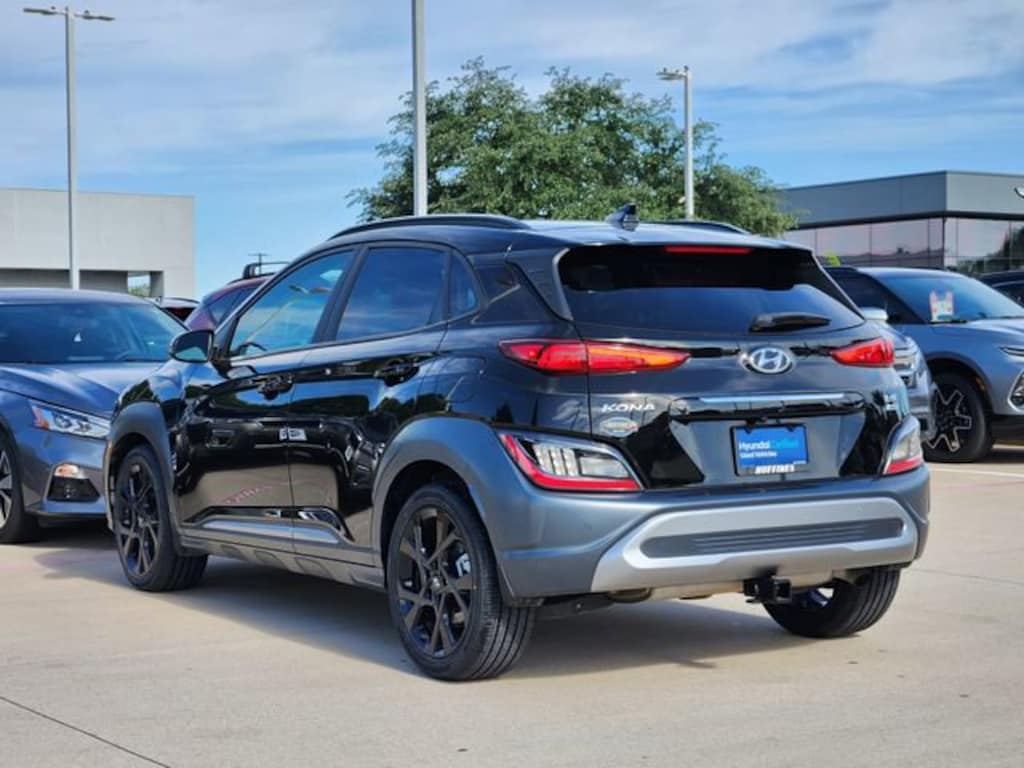 Used 2022 Hyundai Kona Limited SUV
