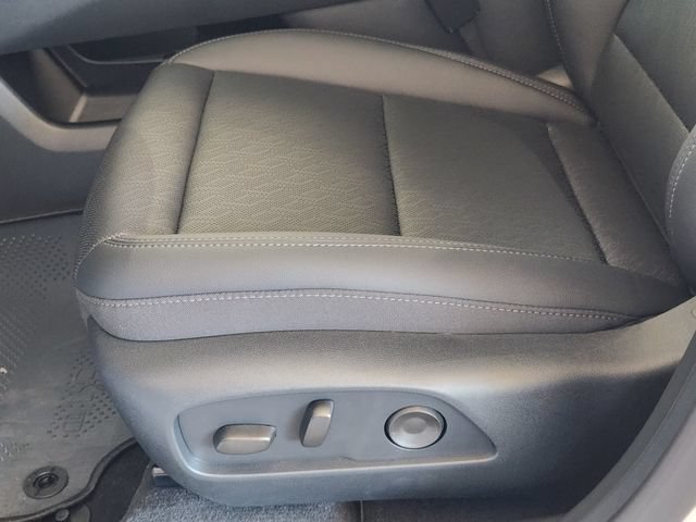 2027 Chevrolet Equinox LT - Photo 20