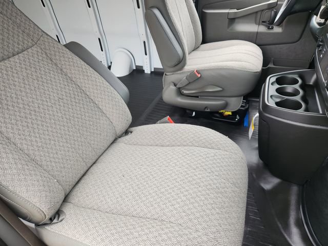 2026 Chevrolet Express Cargo Work Van - Photo 11