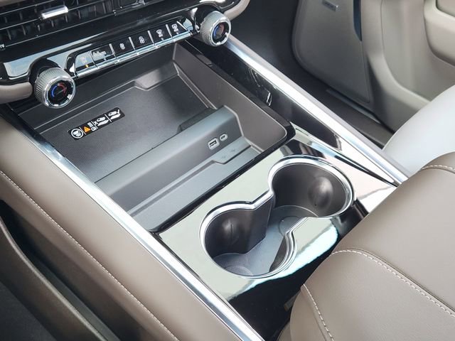 2026 Chevrolet Tahoe Z71 - Photo 17