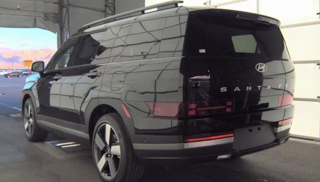 Used 2026 Hyundai Santa Fe Hybrid Limited SUV