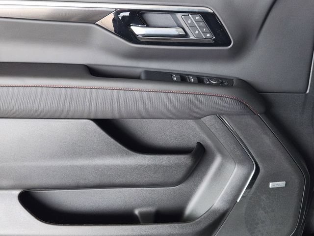 2026 Chevrolet Suburban RST - Photo 20