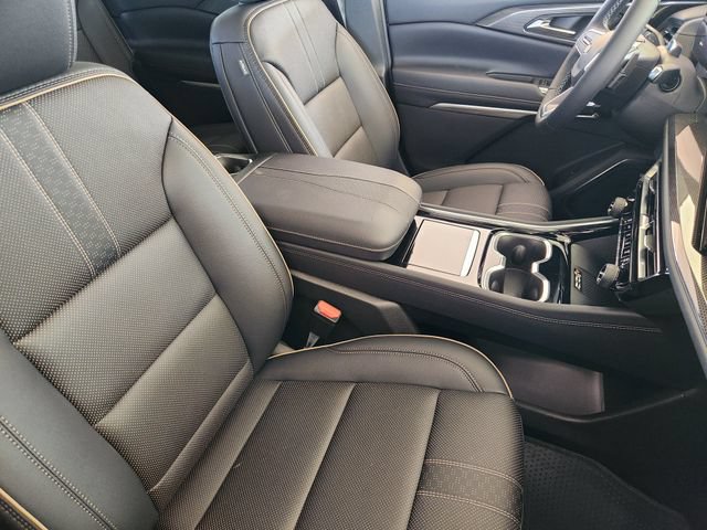 2026 Chevrolet Traverse High Country - Photo 11