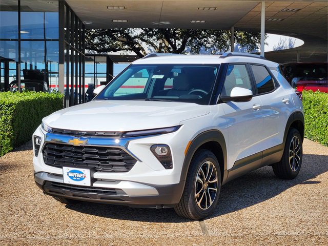 2026 Chevrolet Trailblazer LT photo 3