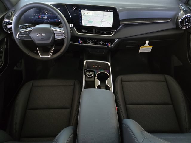 2027 Chevrolet Equinox LT - Photo 20