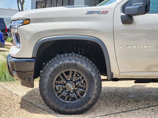 2026 Chevrolet Silverado 2500 HD ZR2 - Photo 7