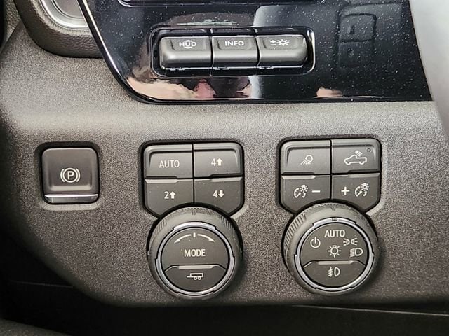 2026 Chevrolet Silverado 1500 High Country - Photo 19