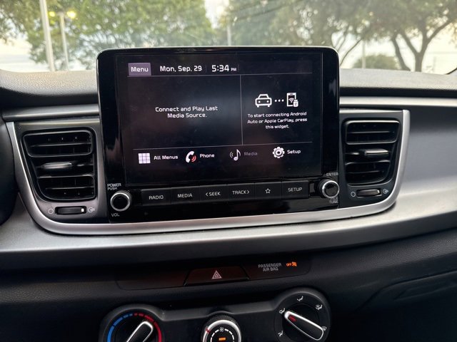 2021 Kia Rio S photo 3
