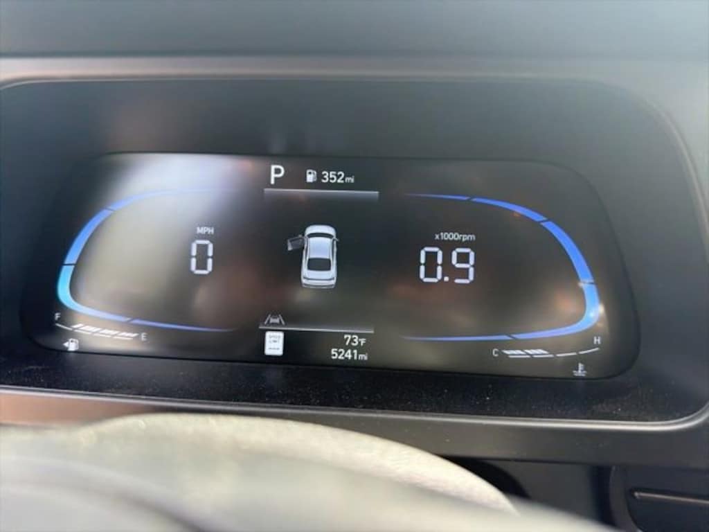 Used 2025 Hyundai Elantra SEL Sport Sedan