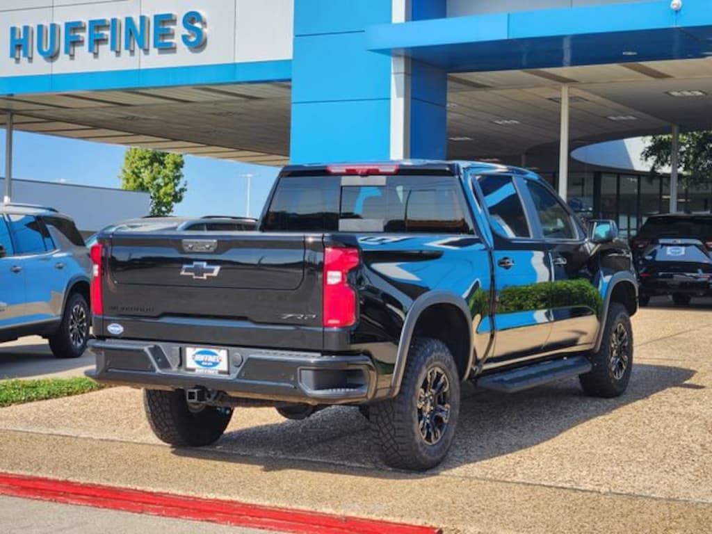 New 2026 Chevrolet Silverado 1500 ZR2 Truck Crew Cab