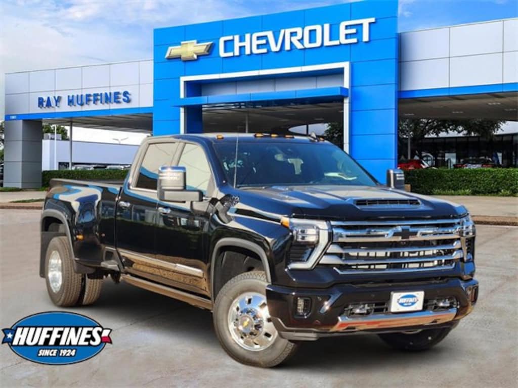New 2026 Chevrolet Silverado 3500 HD High Country Truck Crew Cab