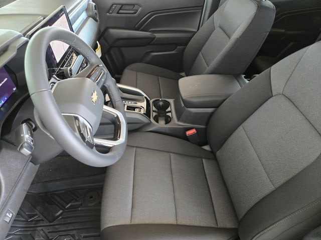 2026 Chevrolet Colorado Work Truck - Photo 10